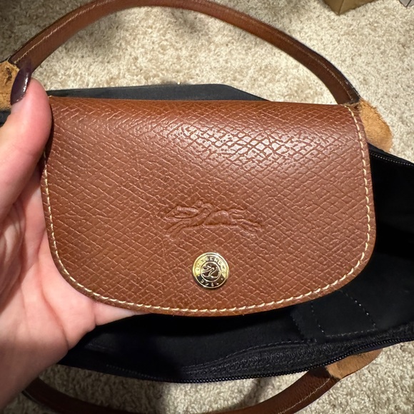 Longchamp Medium Tote - Picture 6 of 7